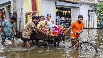 Noakhali Oversvømmelsesindsats - Bangladesh Oversvømmelser